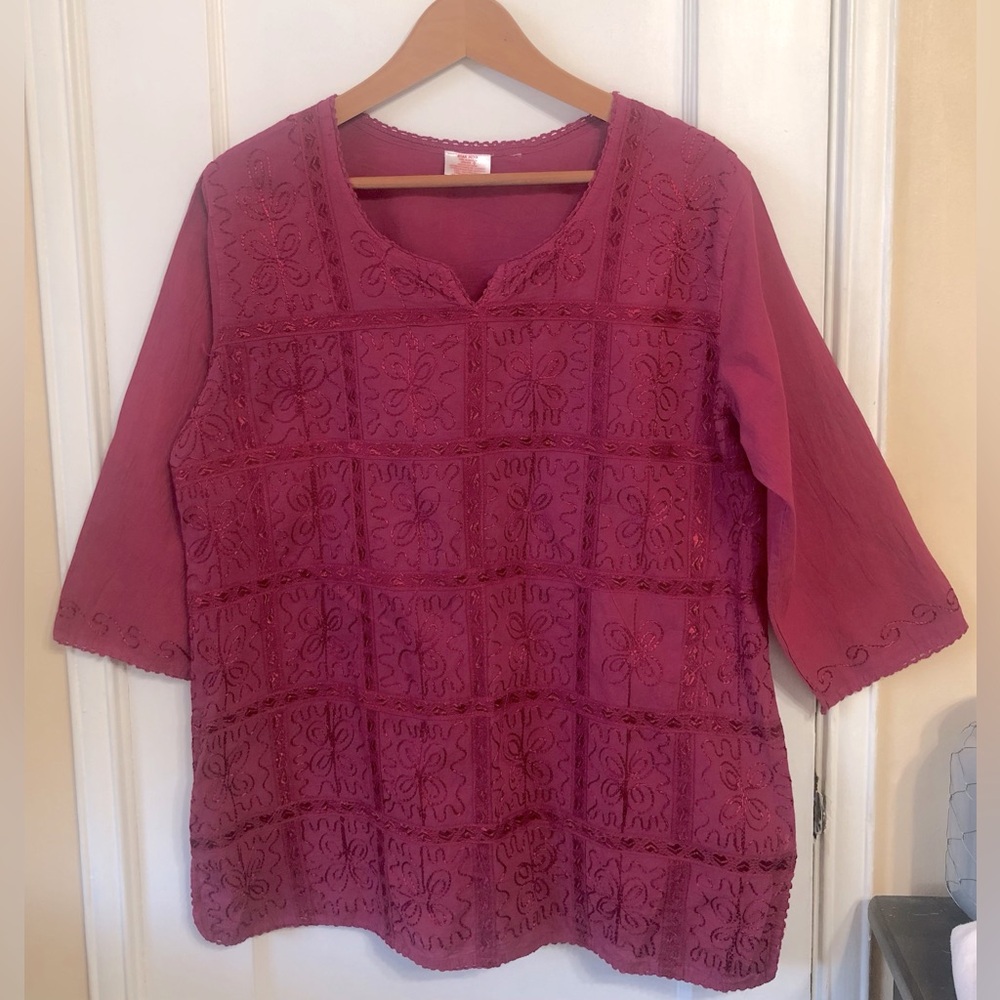 Embroidered Women’s Tunic Top, Med, Cotton, Burgundy, Authentic, Made in India.